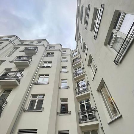 Cute Apartment Perfect For Business And Travel. Varsóvia Exterior foto