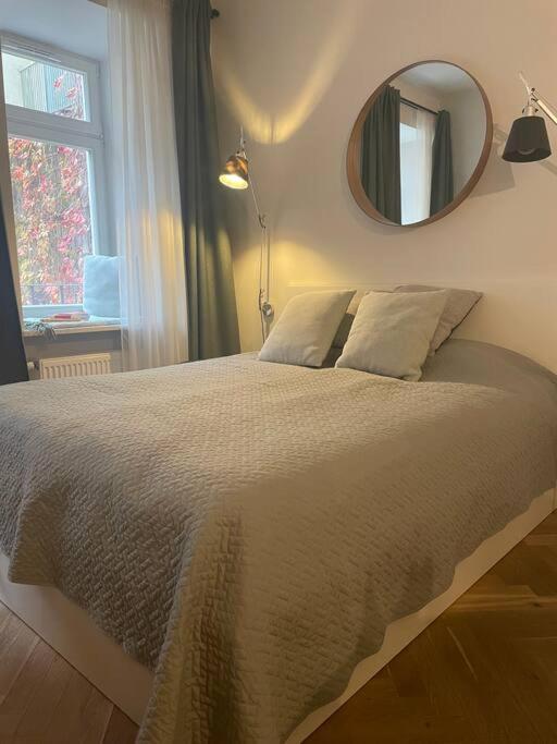 Cute Apartment Perfect For Business And Travel. Varsóvia Exterior foto